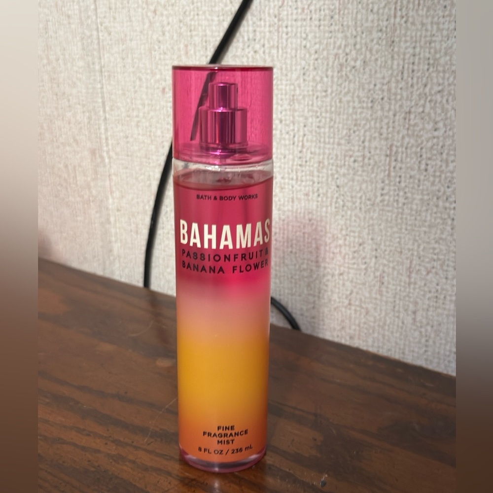 Bath & Body Works Bahamas Mist - Pink and Orange